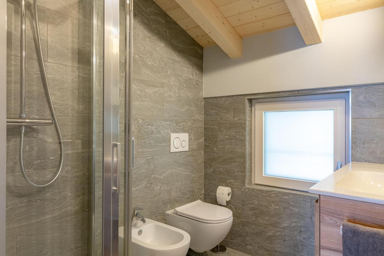 [CLASSY APARTMENT] wifi, parking&STUNNING VIEW! Acquaseria Bagian luar foto