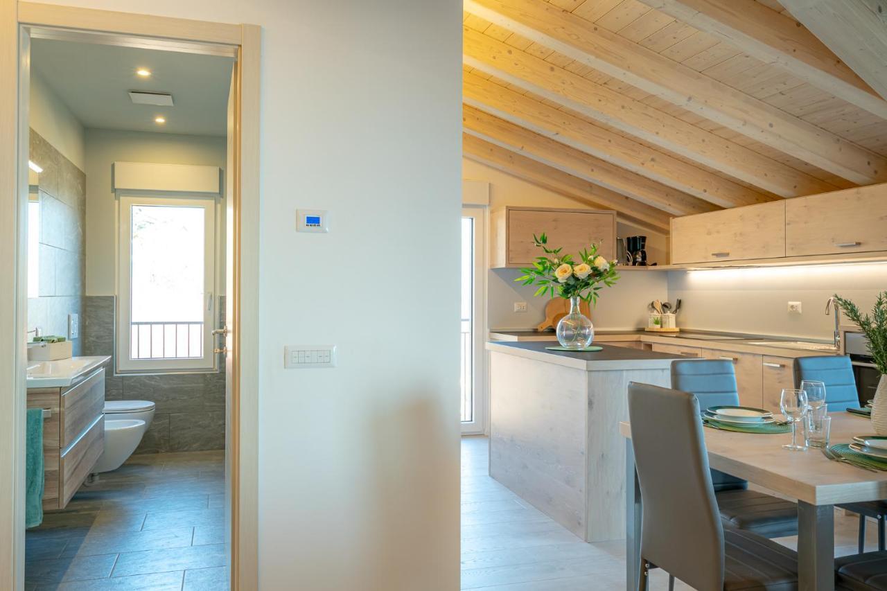 [CLASSY APARTMENT] wifi, parking&STUNNING VIEW! Acquaseria Bagian luar foto